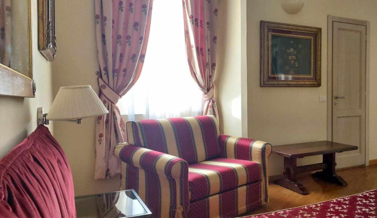 Tornabuoni La Petite Suite Φλωρεντία Δωμάτιο φωτογραφία