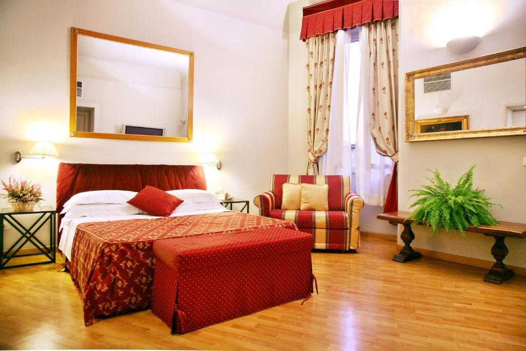 Tornabuoni La Petite Suite Φλωρεντία Δωμάτιο φωτογραφία